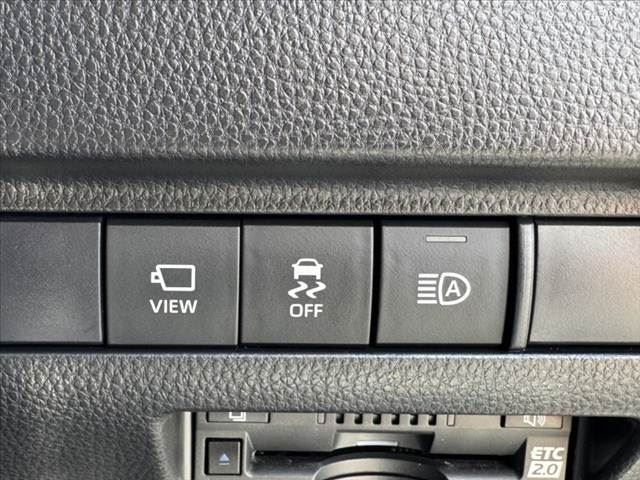 2020 Toyota HARRIER — фото 5