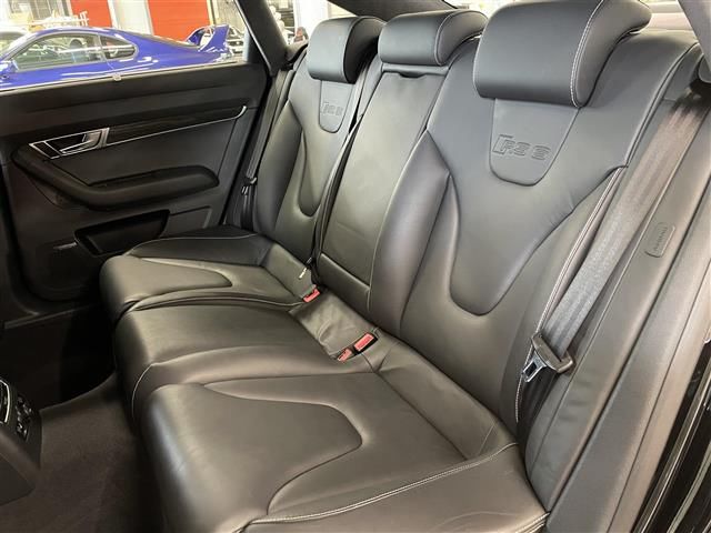 صورة مصغرة 23 لـ 2010 AUDI RS6
