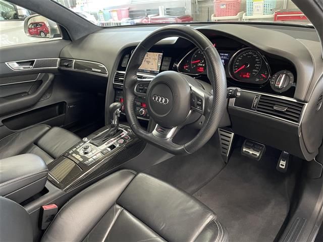 صورة مصغرة 20 لـ 2010 AUDI RS6