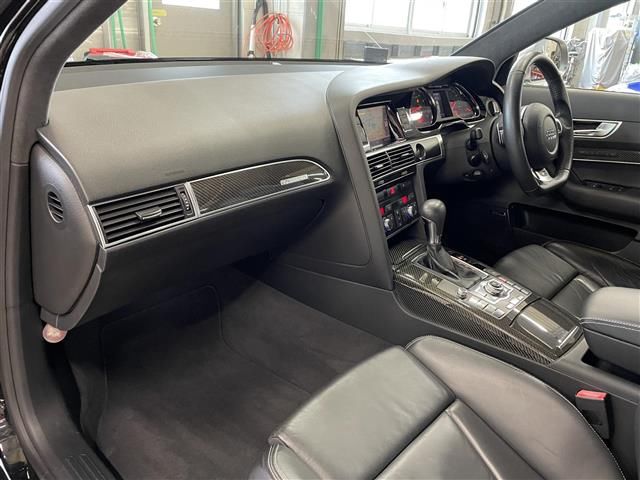 صورة مصغرة 18 لـ 2010 AUDI RS6