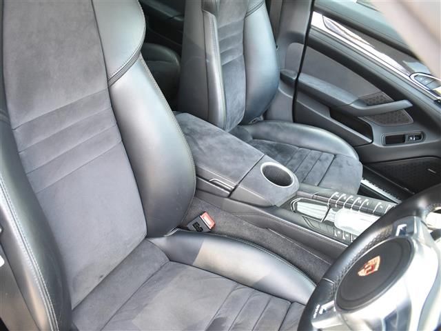 2015 Porsche PANAMERA 缩略图 14