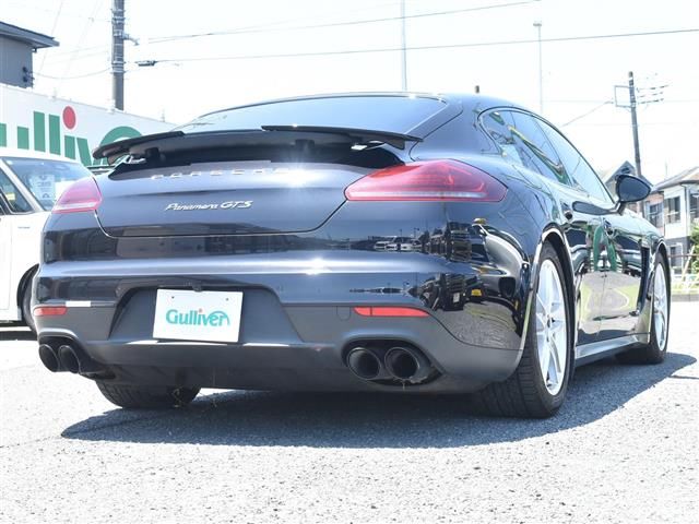 2015 Porsche PANAMERA 缩略图 6