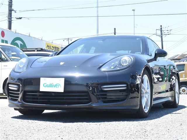 2015 Porsche PANAMERA 缩略图 5