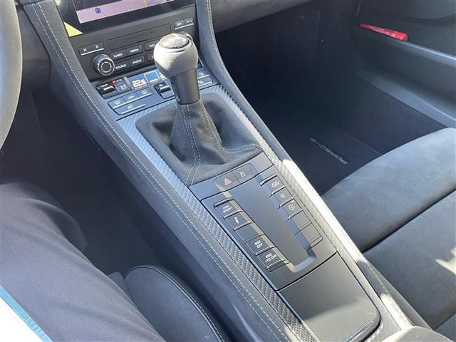 2024 Porsche 718 SPYDER 缩略图 11