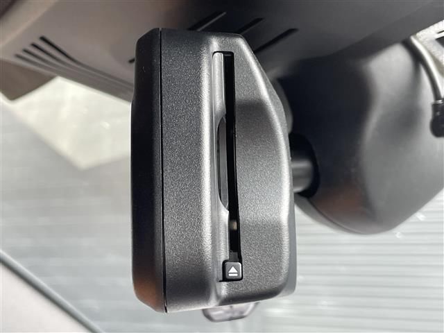 صورة مصغرة 14 لـ 2018 BMW X3 M