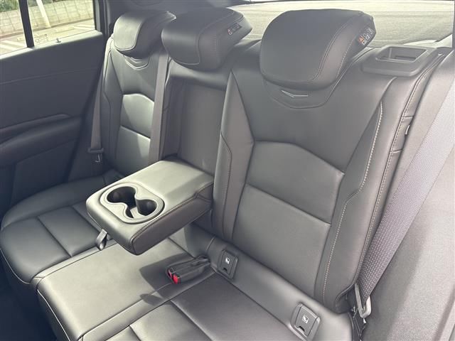2021 Cadillac XT4 照片 8