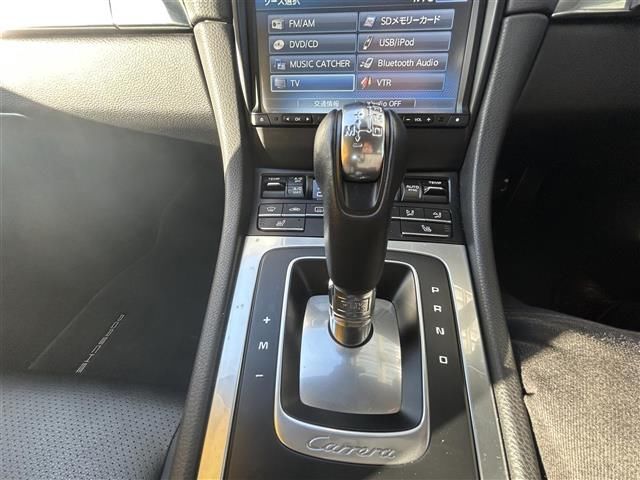 صورة مصغرة 21 لـ 2015 Porsche 911