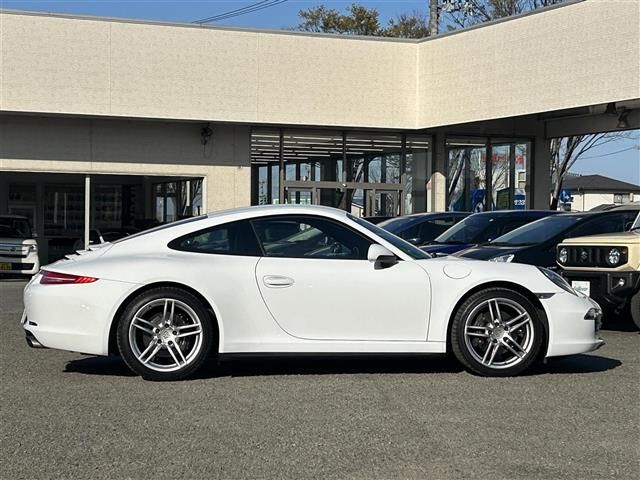 صورة مصغرة 8 لـ 2015 Porsche 911