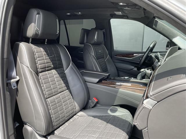 2023 Cadillac ESCALADE — миниатюра 12