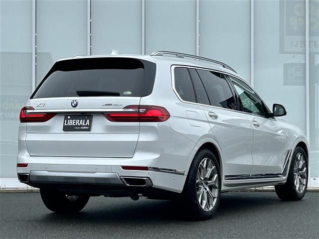 2020 BMW X7 — фото 2