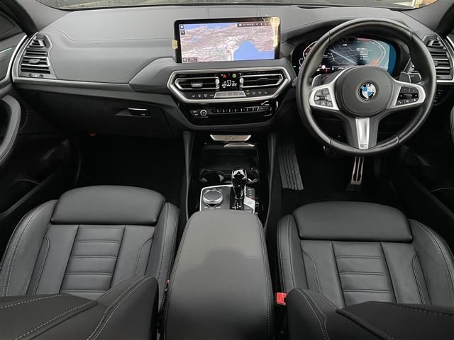 صورة 3 لـ 2023 BMW X4