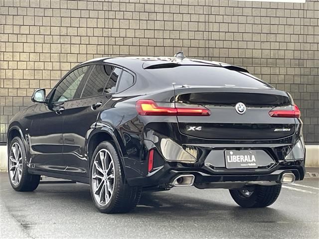 صورة 2 لـ 2023 BMW X4
