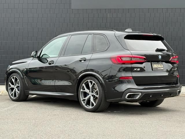 2021 BMW X5 照片 2