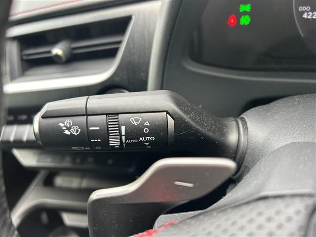 2018 Lexus UX photo 8