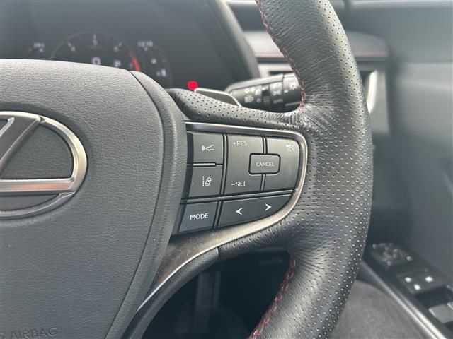 2018 Lexus UX photo 7
