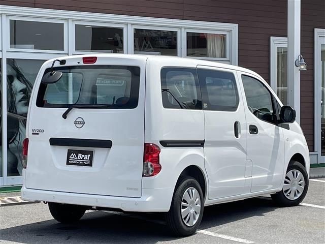 2026 Nissan NV200VANETTE WAGON 照片 2