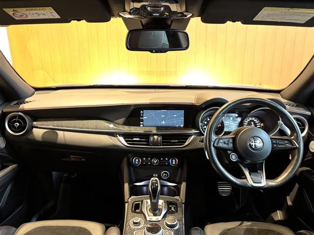 صورة مصغرة 3 لـ 2022 ALFA Romeo STELVIO