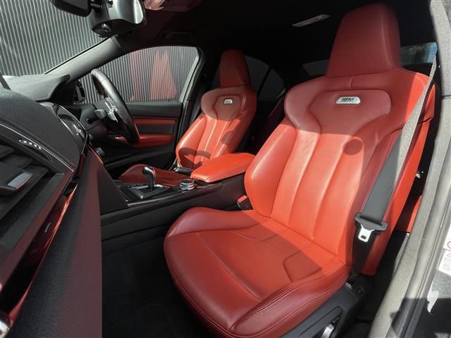 صورة مصغرة 17 لـ 2017 BMW M3