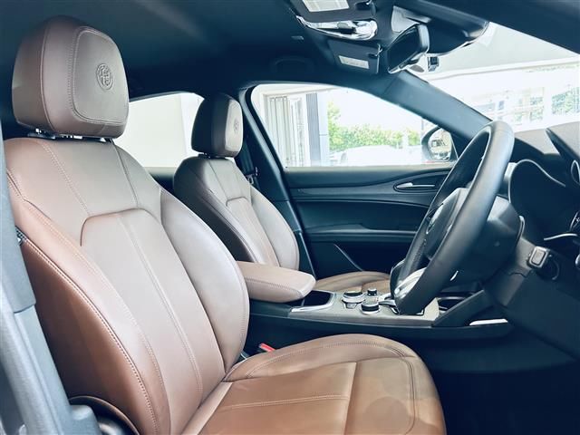 2023 ALFA Romeo STELVIO — миниатюра 24