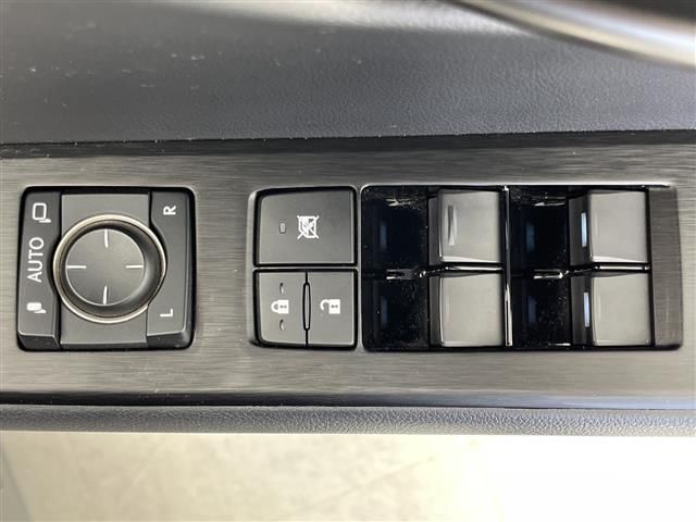 2019 Lexus UX 缩略图 24