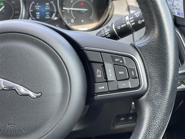 صورة مصغرة 13 لـ 2018 Jaguar E-PACE