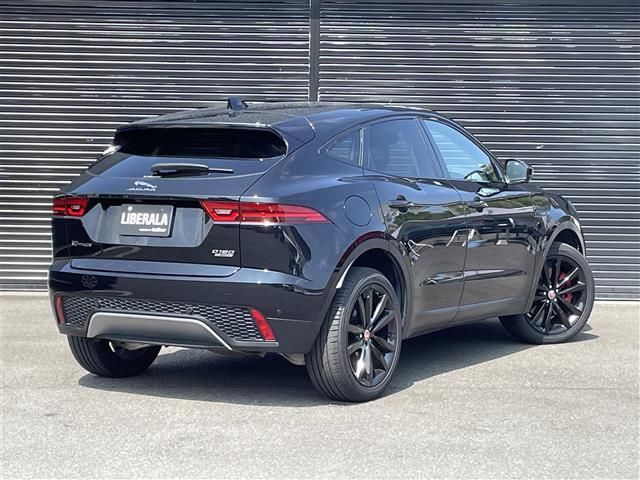 صورة 2 لـ 2018 Jaguar E-PACE