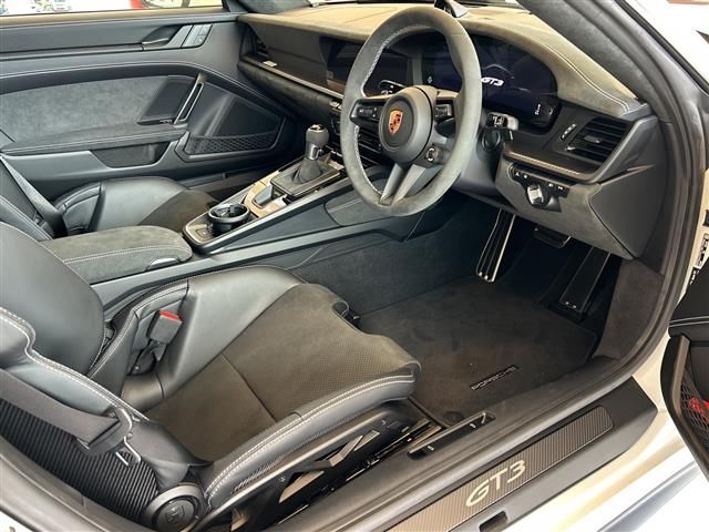 صورة مصغرة 24 لـ 2026 Porsche 911