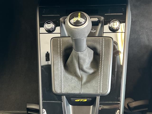 صورة مصغرة 21 لـ 2026 Porsche 911