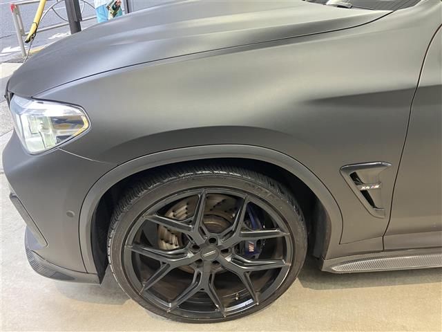 صورة 9 لـ 2019 BMW X4 M