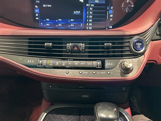 2019 Lexus LS photo 8