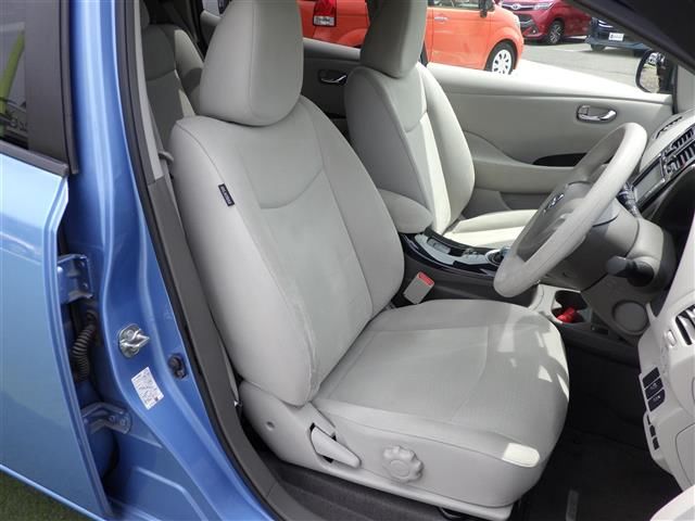 2011 Nissan LEAF — миниатюра 24
