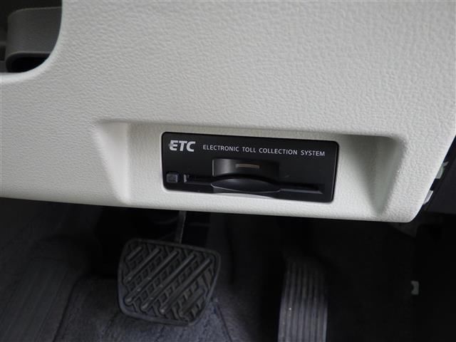2011 Nissan LEAF — миниатюра 15