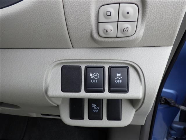 2011 Nissan LEAF — миниатюра 14