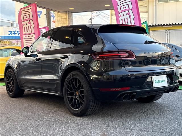2016 Porsche MACAN 缩略图 2