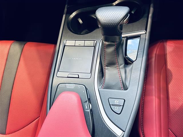 2019 Lexus UX — миниатюра 21