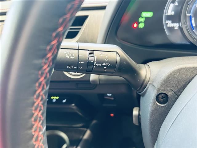2019 Lexus UX — миниатюра 15