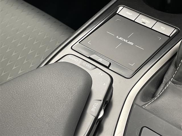 صورة مصغرة 23 لـ 2020 Lexus UX