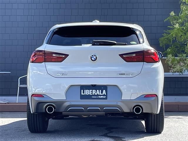 2021 BMW X2 photo 2