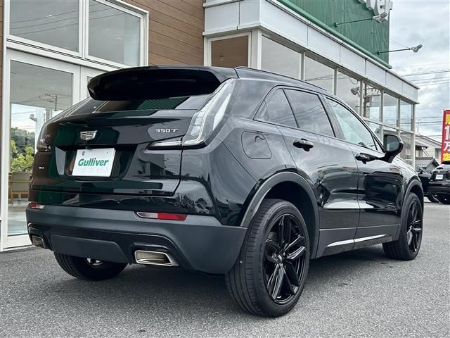 2021 Cadillac XT4 照片 2