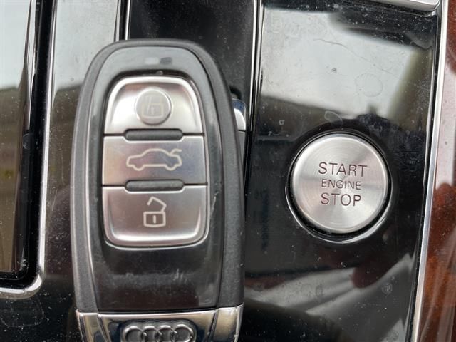 صورة مصغرة 14 لـ 2011 AUDI QUATTRO