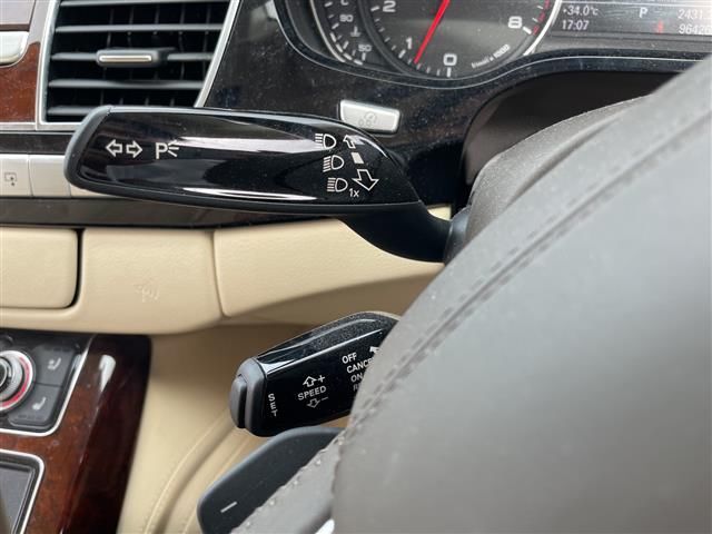 صورة مصغرة 12 لـ 2011 AUDI QUATTRO