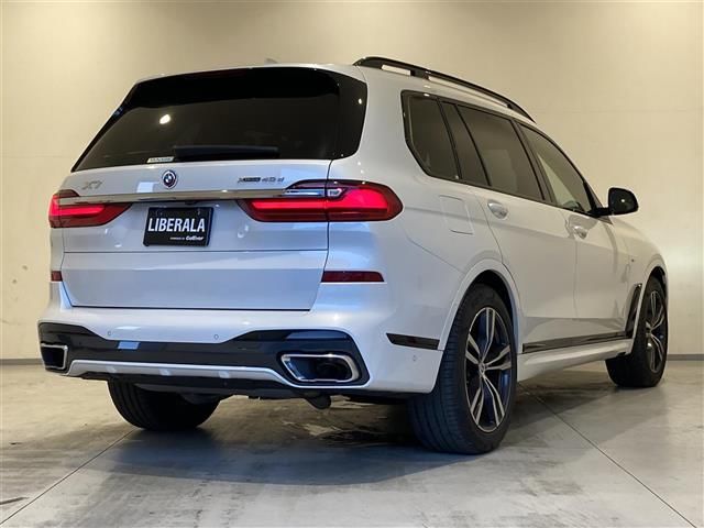 2022 BMW X7 照片 2