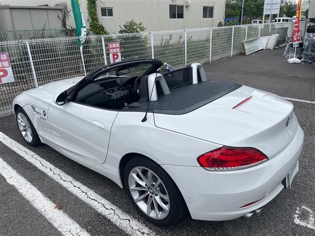 صورة مصغرة 24 لـ 2013 BMW Z4