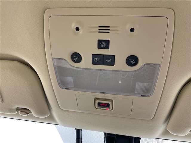 صورة مصغرة 22 لـ 2013 Lexus IS