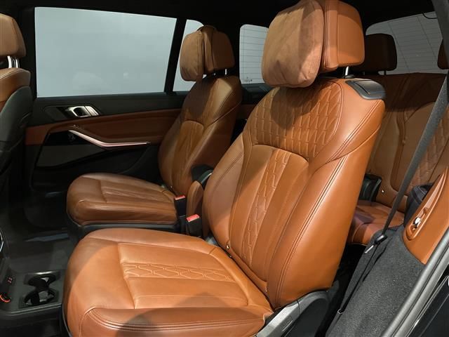 2020 BMW X7 照片 6