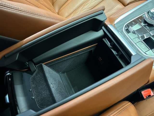 2020 BMW X7 缩略图 14