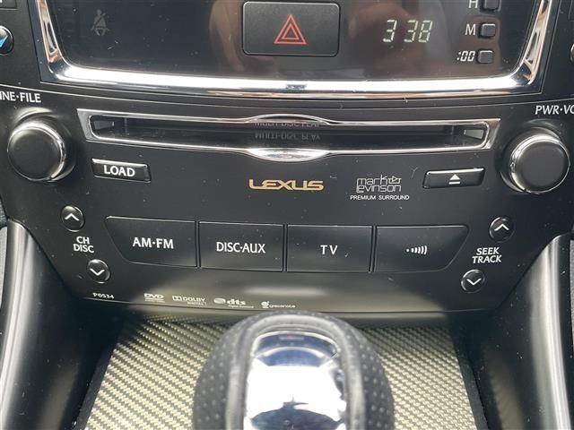 2011 Lexus IS F — миниатюра 16
