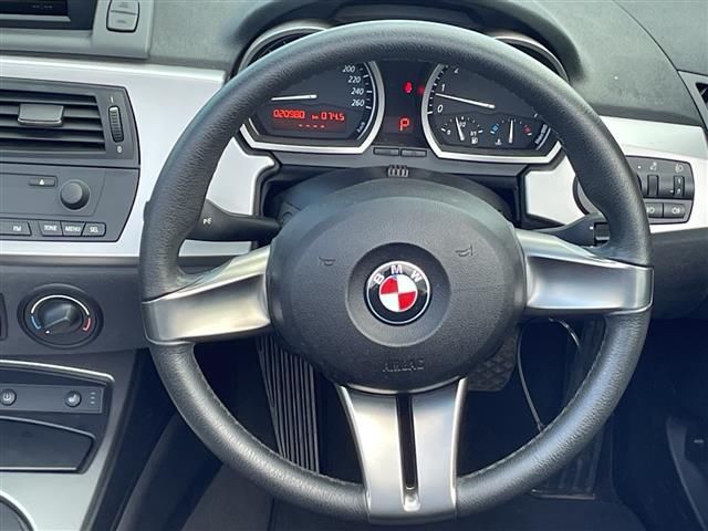 صورة 7 لـ 2006 BMW Z4