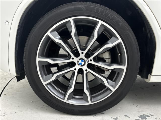 2022 BMW X4 thumbnail 24