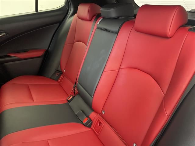 صورة مصغرة 18 لـ 2018 Lexus UX